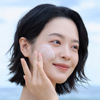 Madagascar Centella Hyalu-Cica Gentle Cleansing Milk